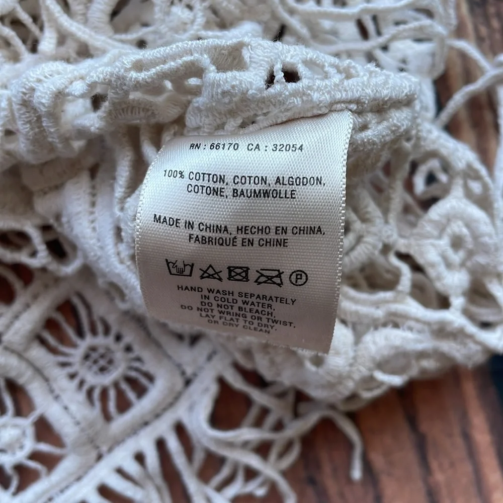 Anthropologie Angle of the North Sayulita Crochet top
